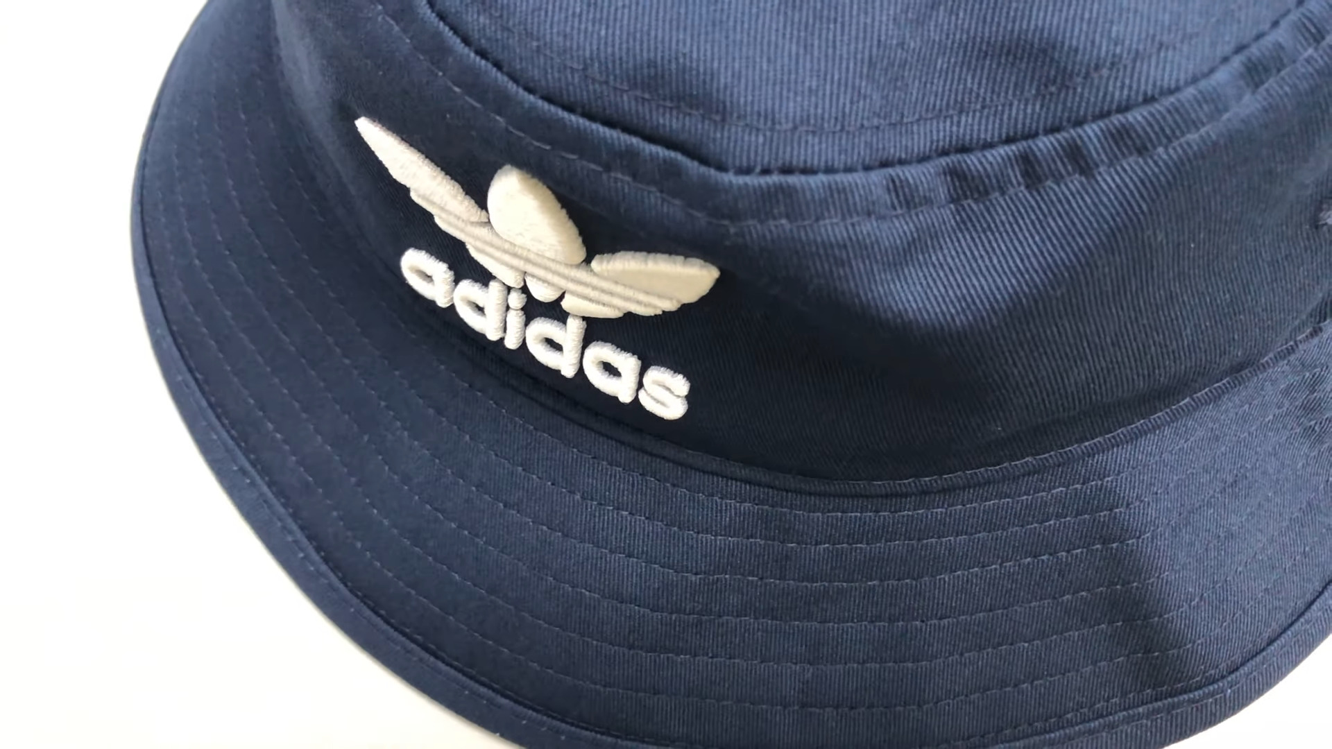  Adidas Adicolor Bucket Hat | déballage/déballage et gros plan 